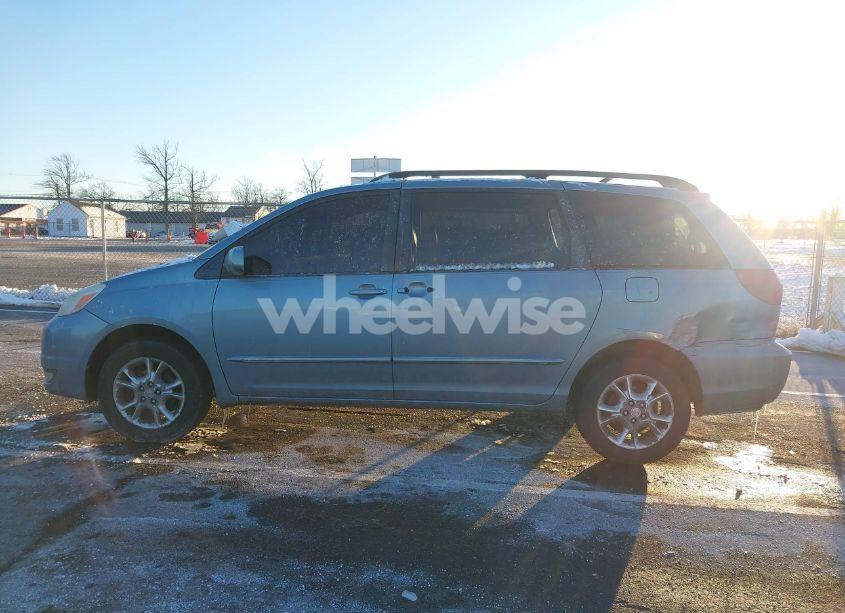 Photo 14 of 2005 Toyota Sienna XLE LIMITED (VIN 5TDBA22C95S047413)