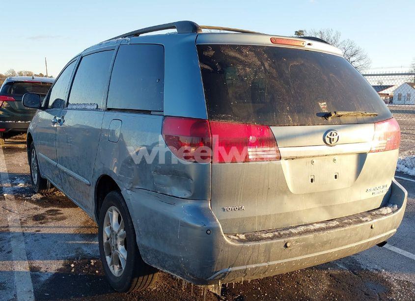 Photo 3 of 2005 Toyota Sienna XLE LIMITED (VIN 5TDBA22C95S047413)