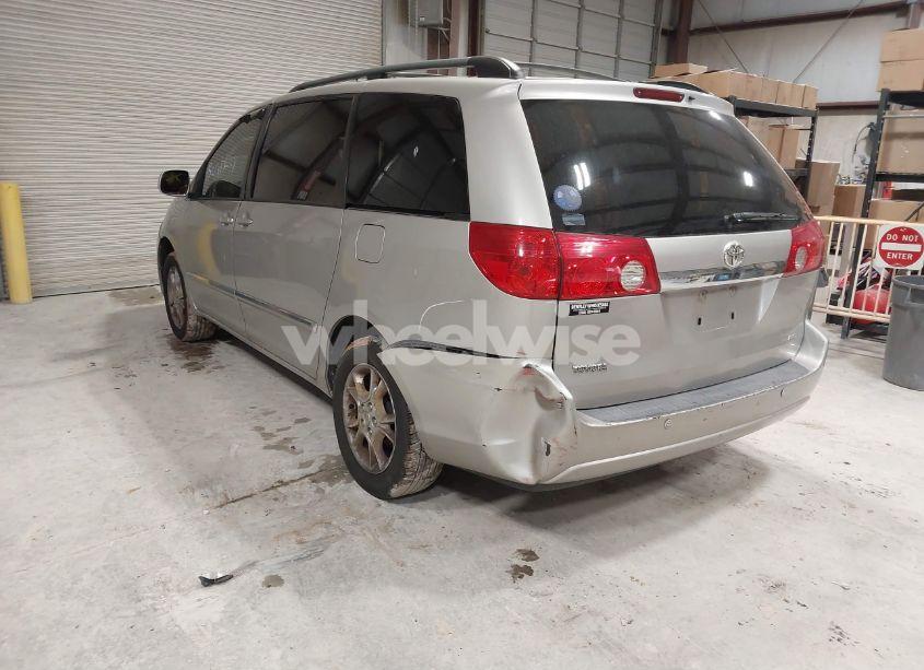 Photo 6 of 2006 Toyota Sienna XLE LIMITED (VIN 5TDBA22C96S059224)