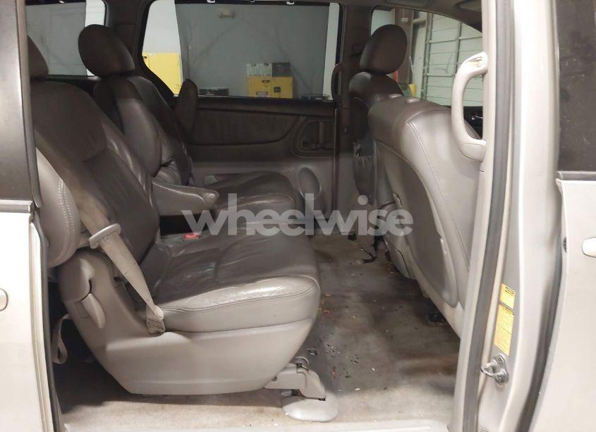 Photo 8 of 2006 Toyota Sienna XLE LIMITED (VIN 5TDBA22C96S059224)