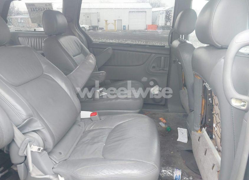 Photo 8 of 2006 Toyota Sienna XLE LIMITED (VIN 5TDBA22C96S071065)
