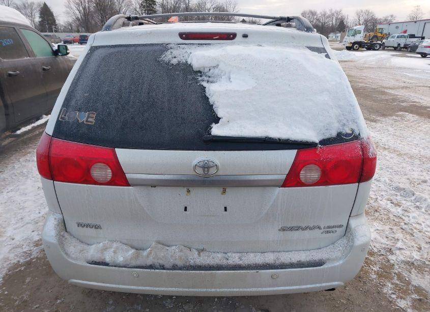 Photo 16 of 2006 Toyota Sienna XLE LIMITED (VIN 5TDBA22C96S073110)