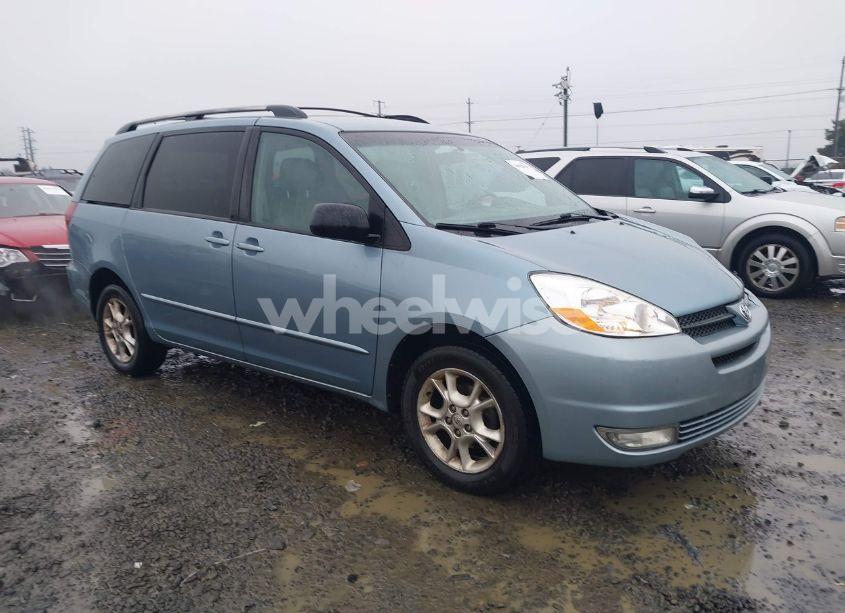 2005 Toyota Sienna XLE (VIN 5TDBA22CX5S031298) main photo