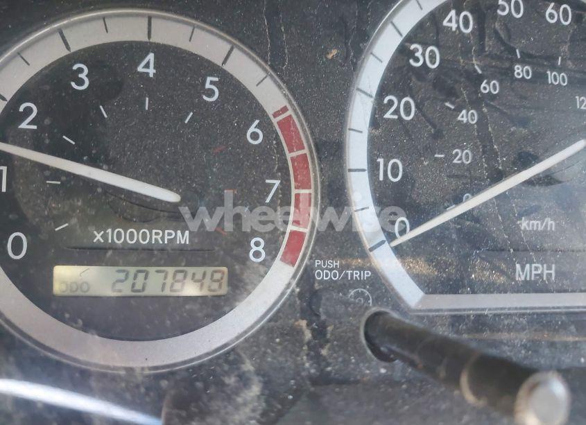 Photo 15 of 2005 Toyota Sienna XLE (VIN 5TDBA22CX5S036484)