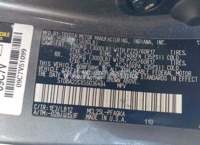 Photo 9 of 2005 Toyota Sienna XLE (VIN 5TDBA22CX5S036484)