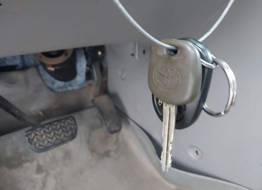 Photo 11 of 2005 Toyota Sienna XLE LIMITED (VIN 5TDBA22CX5S039773)