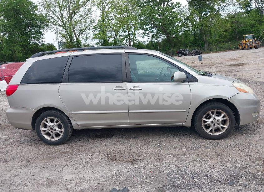 Photo 13 of 2006 Toyota Sienna XLE/XLE LIMITED (VIN 5TDBA22CX6S061659)