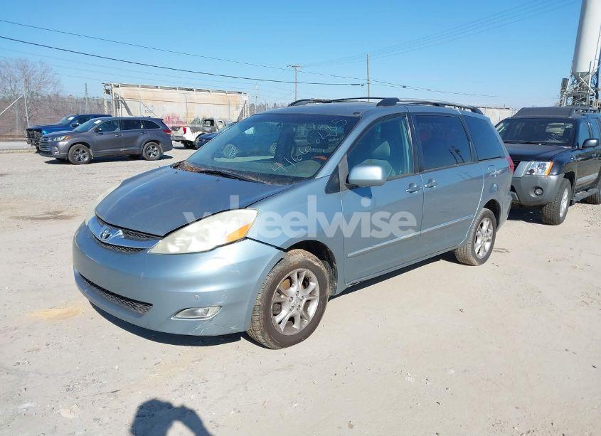 Photo 2 of 2006 Toyota Sienna XLE LIMITED (VIN 5TDBA22CX6S073066)