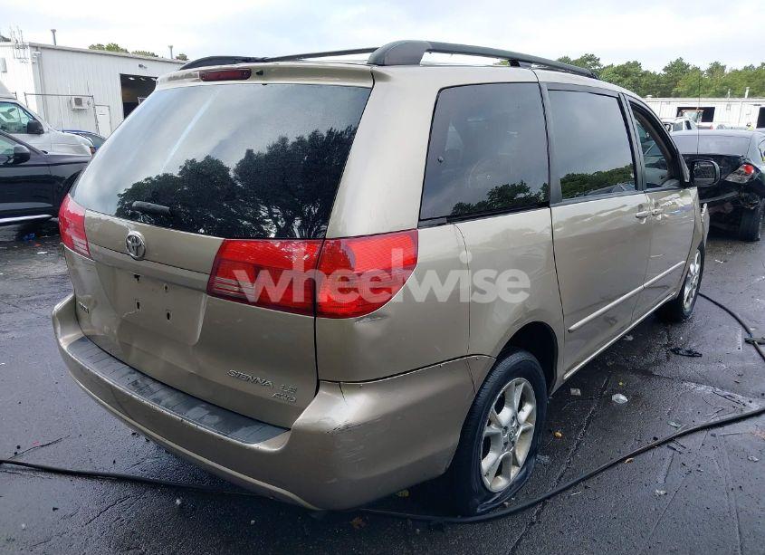 Photo 4 of 2004 Toyota Sienna LE (VIN 5TDBA23C04S008190)