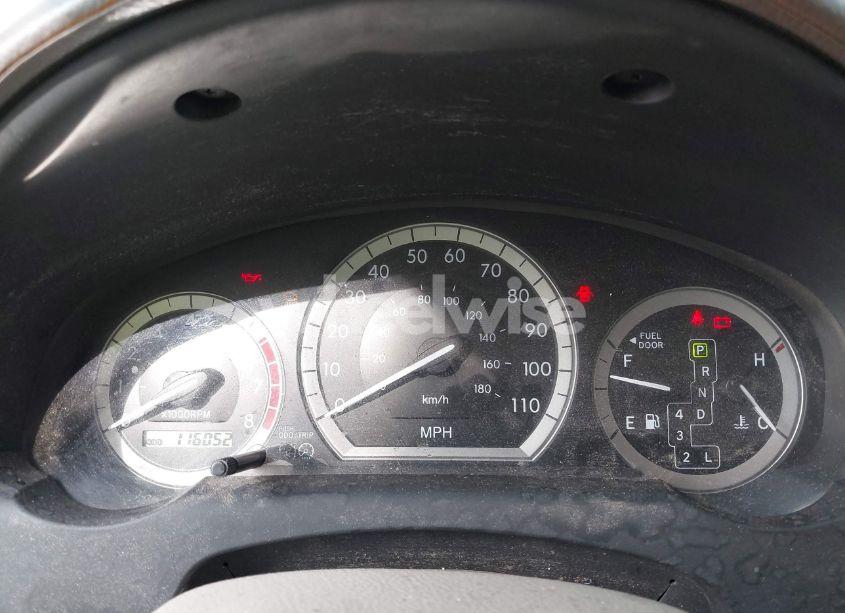 Photo 7 of 2004 Toyota Sienna LE (VIN 5TDBA23C04S008190)