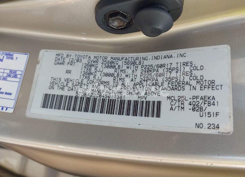 Photo 9 of 2004 Toyota Sienna LE (VIN 5TDBA23C04S011381)