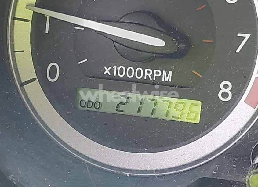 Photo 15 of 2004 Toyota Sienna LE (VIN 5TDBA23C04S018430)