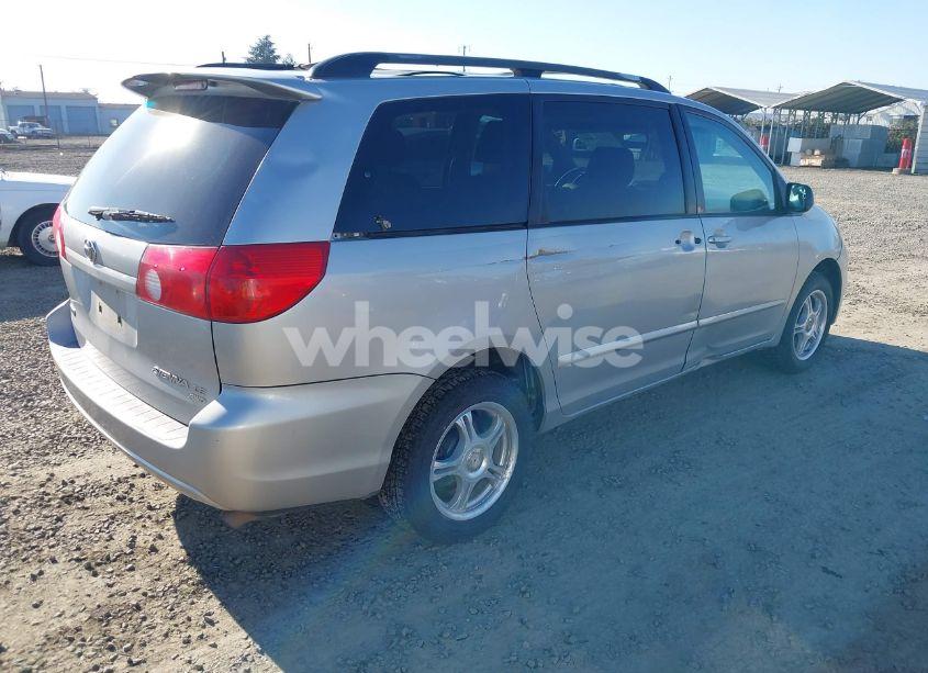 Photo 4 of 2006 Toyota Sienna LE (VIN 5TDBA23C06S064777)