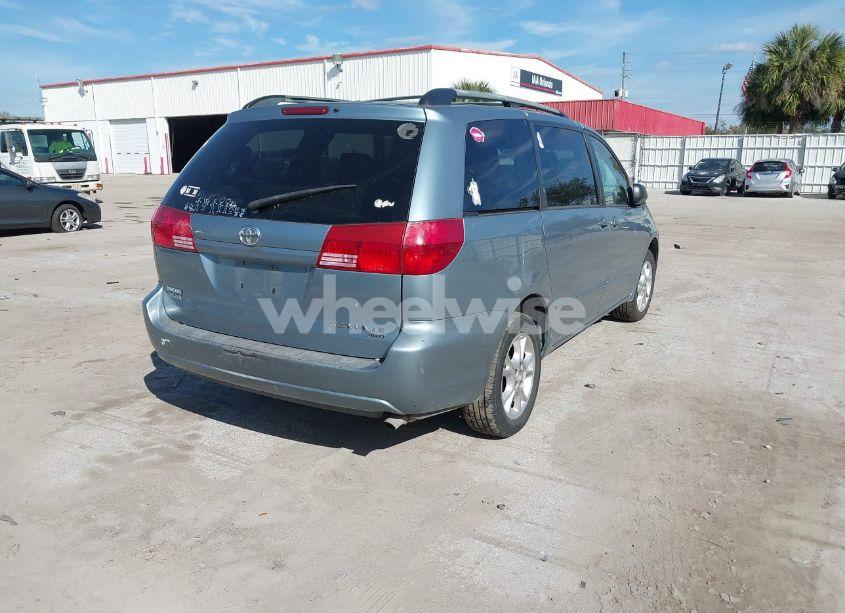Photo 3 of 2004 Toyota Sienna LE (VIN 5TDBA23C14S027363)