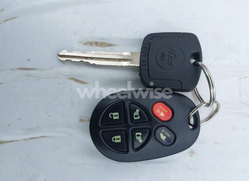 Photo 11 of 2006 Toyota Sienna LE (VIN 5TDBA23C16S059829)