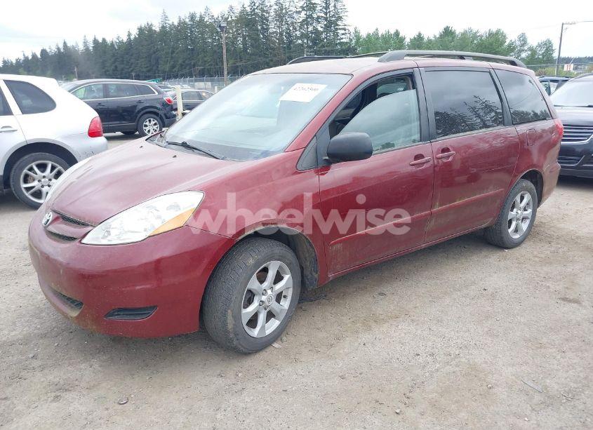 Photo 2 of 2006 Toyota Sienna LE (VIN 5TDBA23C16S059829)