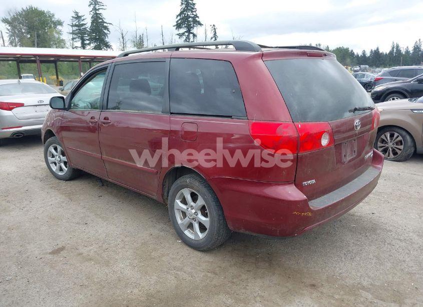 Photo 3 of 2006 Toyota Sienna LE (VIN 5TDBA23C16S059829)