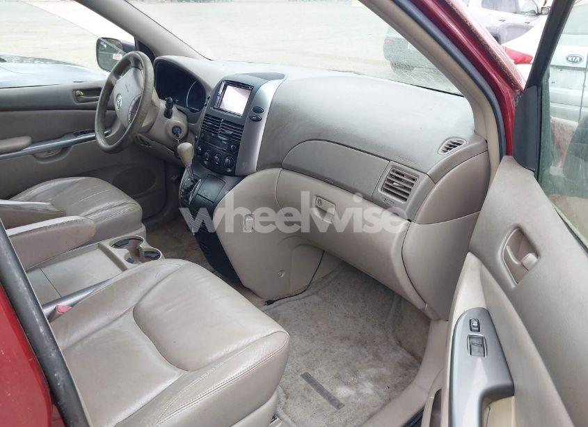 Photo 5 of 2006 Toyota Sienna LE (VIN 5TDBA23C16S059829)