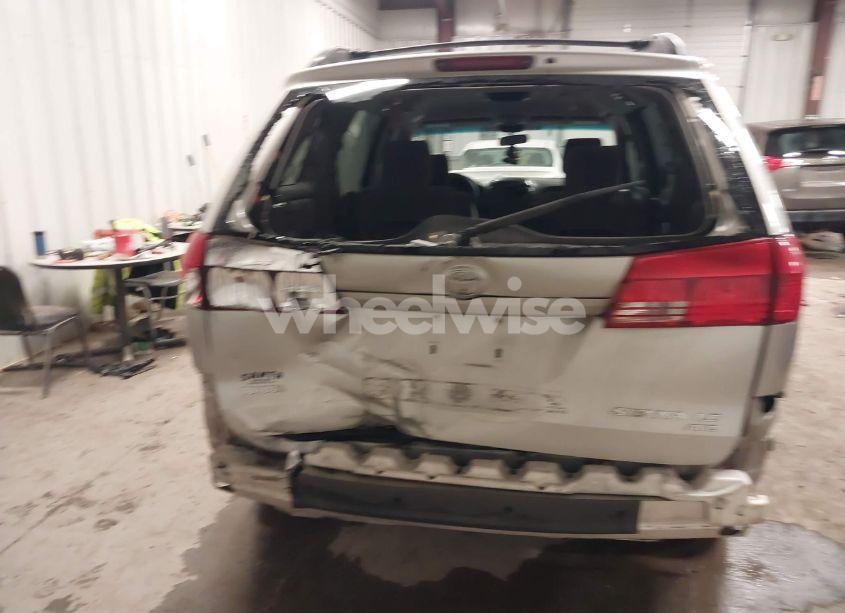 Photo 6 of 2004 Toyota Sienna LE (VIN 5TDBA23C34S007356)