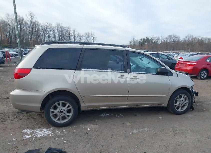 Photo 13 of 2004 Toyota Sienna LE (VIN 5TDBA23C54S006564)