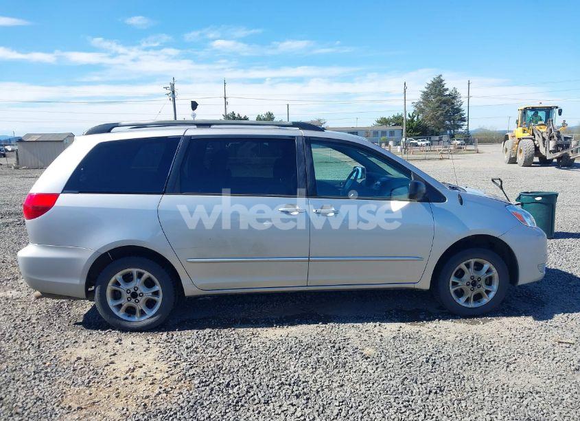 Photo 13 of 2004 Toyota Sienna LE (VIN 5TDBA23C64S006444)