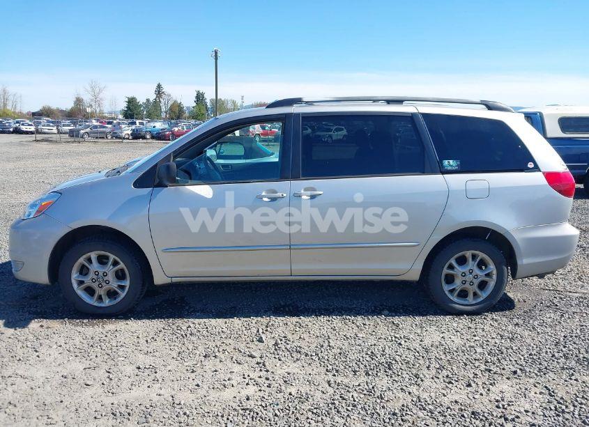 Photo 14 of 2004 Toyota Sienna LE (VIN 5TDBA23C64S006444)
