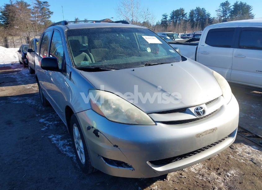2006 Toyota Sienna LE (VIN 5TDBA23C76S069376) main photo