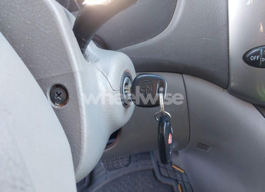 Photo 11 of 2006 Toyota Sienna LE (VIN 5TDBA23C76S069376)