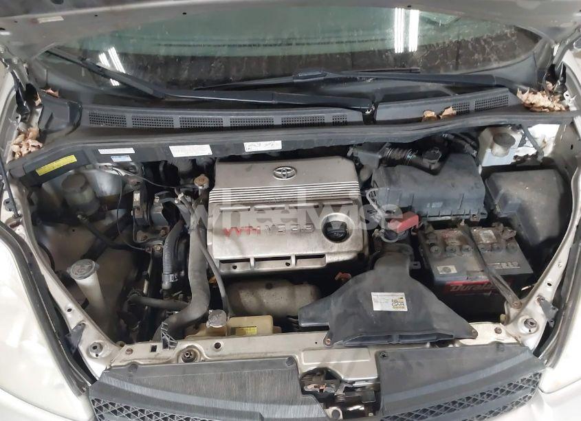 Photo 10 of 2004 Toyota Sienna LE (VIN 5TDBA23C84S004713)