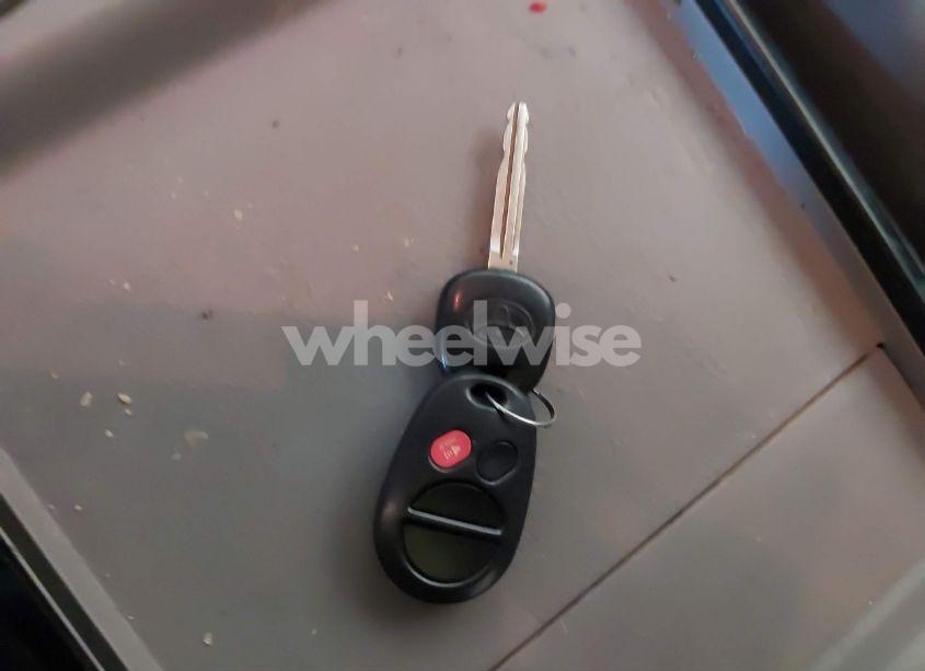 Photo 11 of 2004 Toyota Sienna LE (VIN 5TDBA23C84S004713)