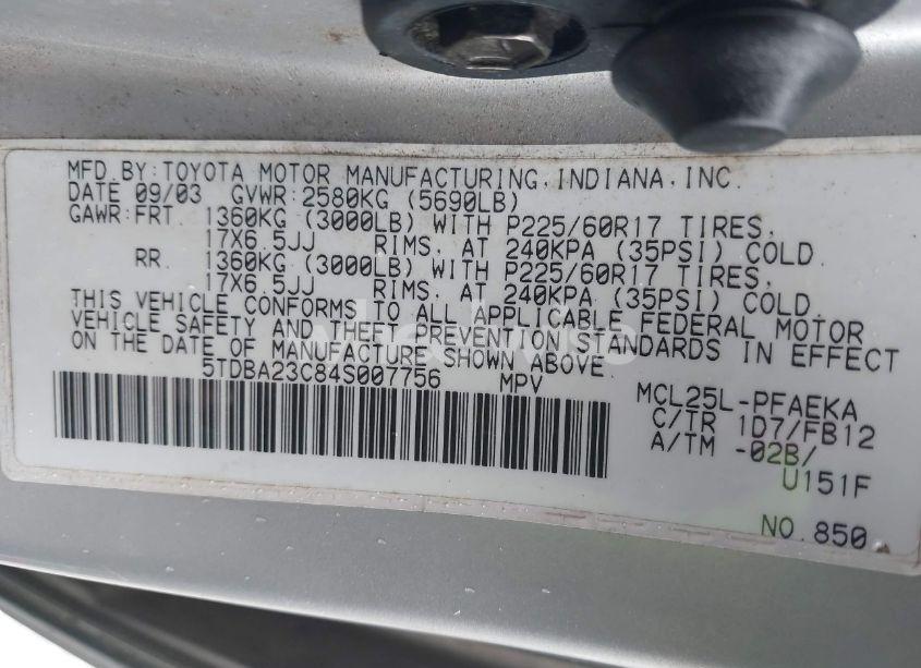 Photo 9 of 2004 Toyota Sienna LE (VIN 5TDBA23C84S007756)