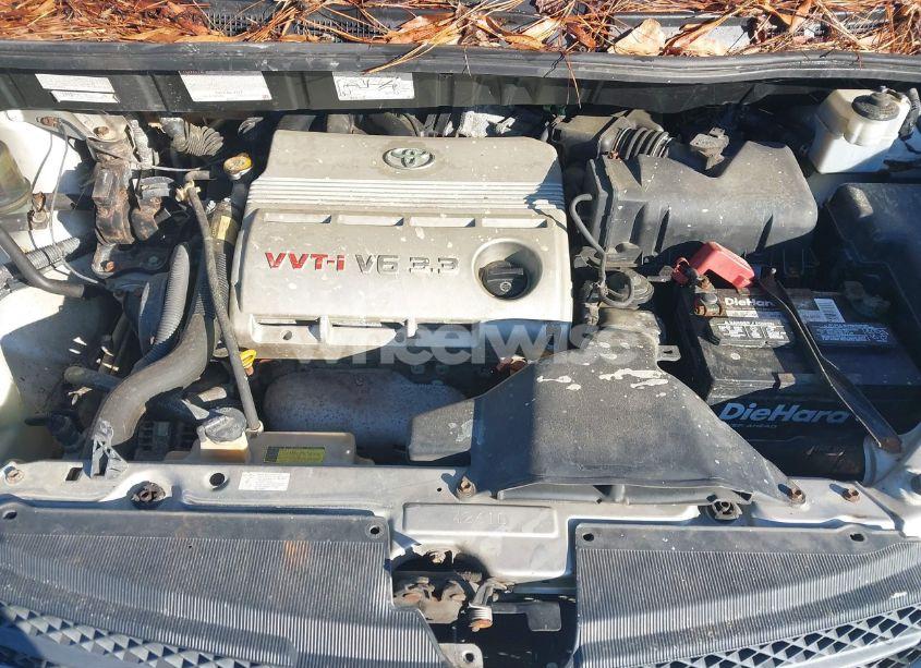 Photo 10 of 2005 Toyota Sienna LE (VIN 5TDBA23C85S041021)
