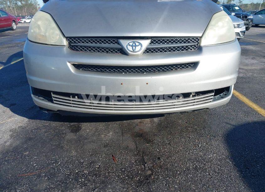 Photo 6 of 2005 Toyota Sienna LE (VIN 5TDBA23C85S041021)