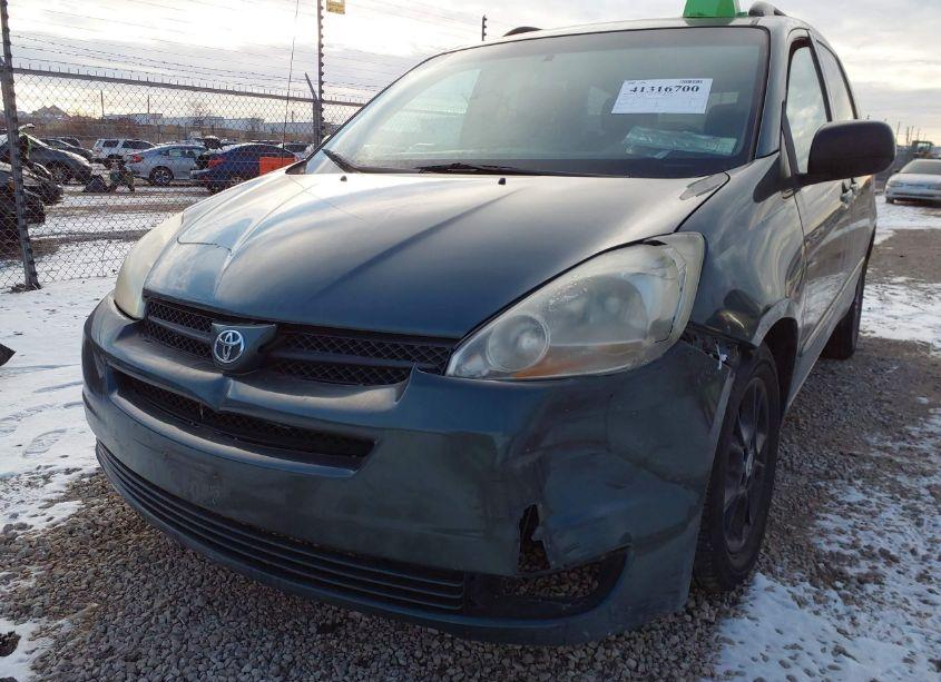 Photo 6 of 2005 Toyota Sienna LE (VIN 5TDBA23C95S044431)