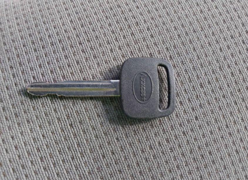 Photo 11 of 2004 Toyota Sienna LE (VIN 5TDBA23CX4S004549)