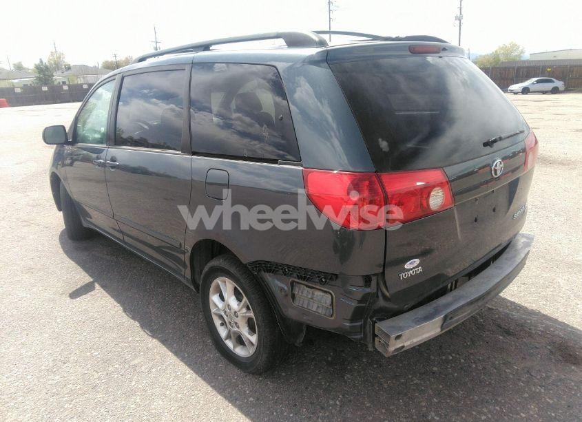 Photo 3 of 2006 Toyota Sienna LE (VIN 5TDBA23CX6S072952)
