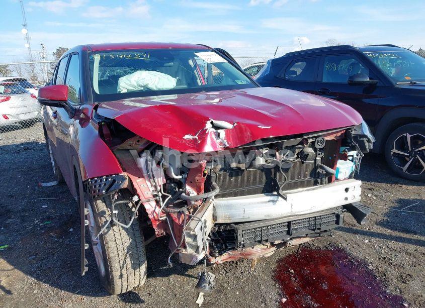 Photo 6 of 2021 Toyota Highlander HYBRID LE (VIN 5TDBBRCH0MS034628)