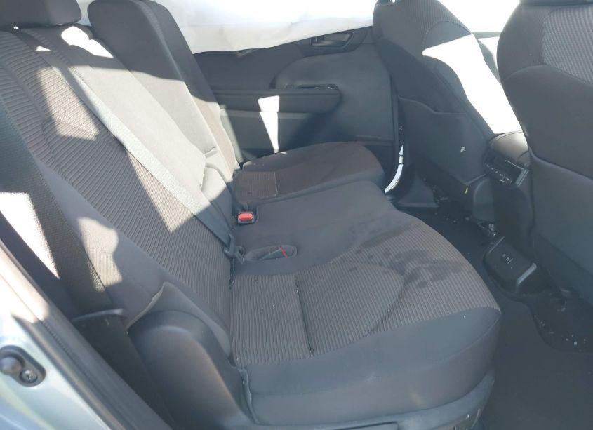 Photo 8 of 2020 Toyota Highlander HYBRID LE (VIN 5TDBBRCH3LS004425)