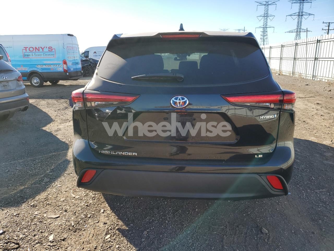 Photo 6 of 2020 TOYOTA HIGHLANDER HYBRID LE (VIN 5TDBBRCH4LS012646)