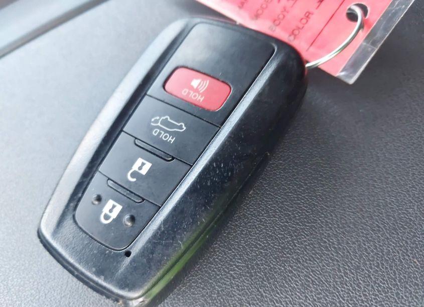 Photo 11 of 2021 Toyota Highlander HYBRID LE (VIN 5TDBBRCH4MS526210)