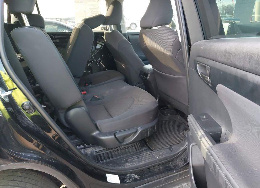 Photo 8 of 2021 Toyota Highlander HYBRID LE (VIN 5TDBBRCH4MS526210)