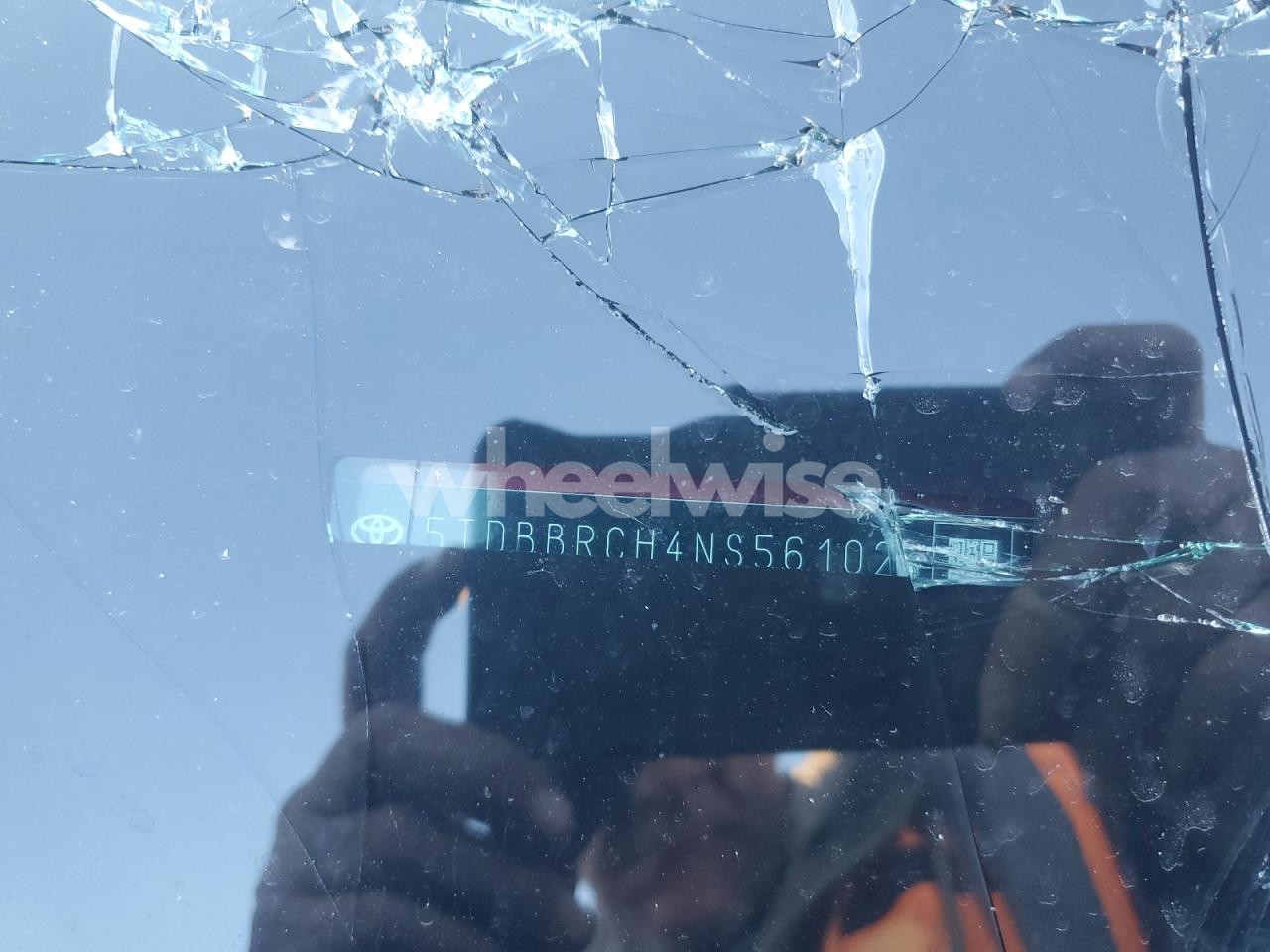 Photo 13 of 2022 TOYOTA HIGHLANDER HYBRID LE (VIN 5TDBBRCH4NS561024)