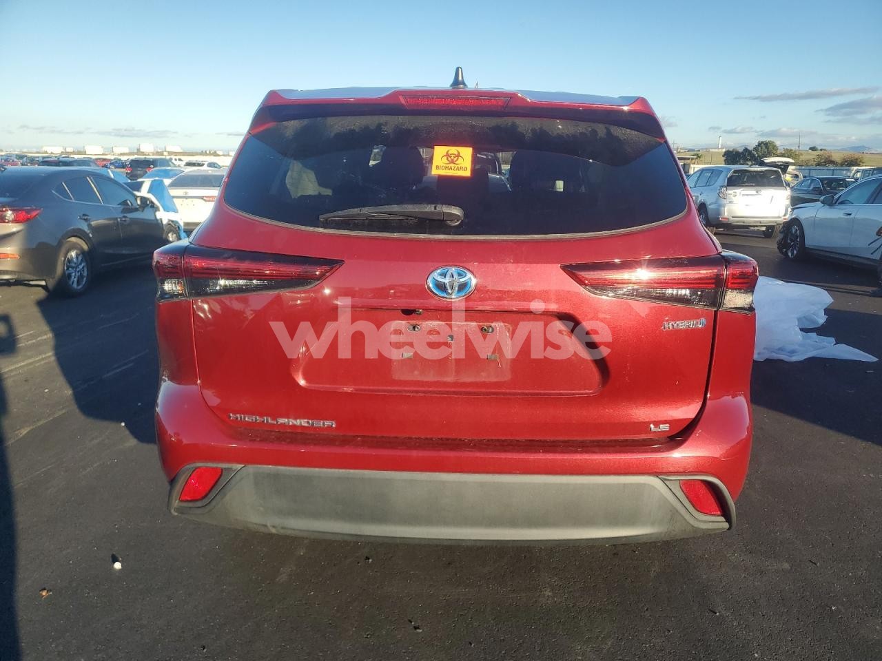 Photo 6 of 2022 TOYOTA HIGHLANDER HYBRID LE (VIN 5TDBBRCH4NS561024)