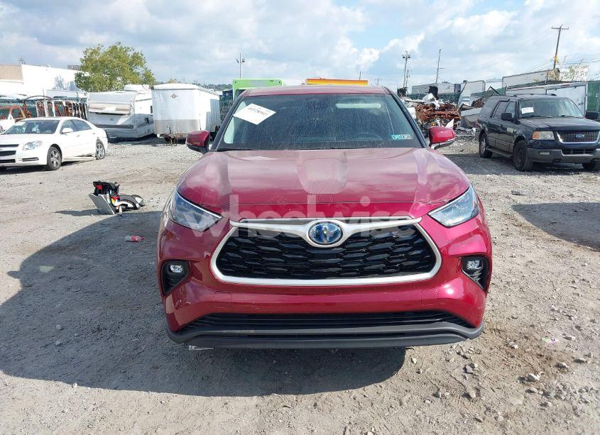 Photo 12 of 2023 Toyota Highlander HYBRID LE (VIN 5TDBBRCH5PS111465)