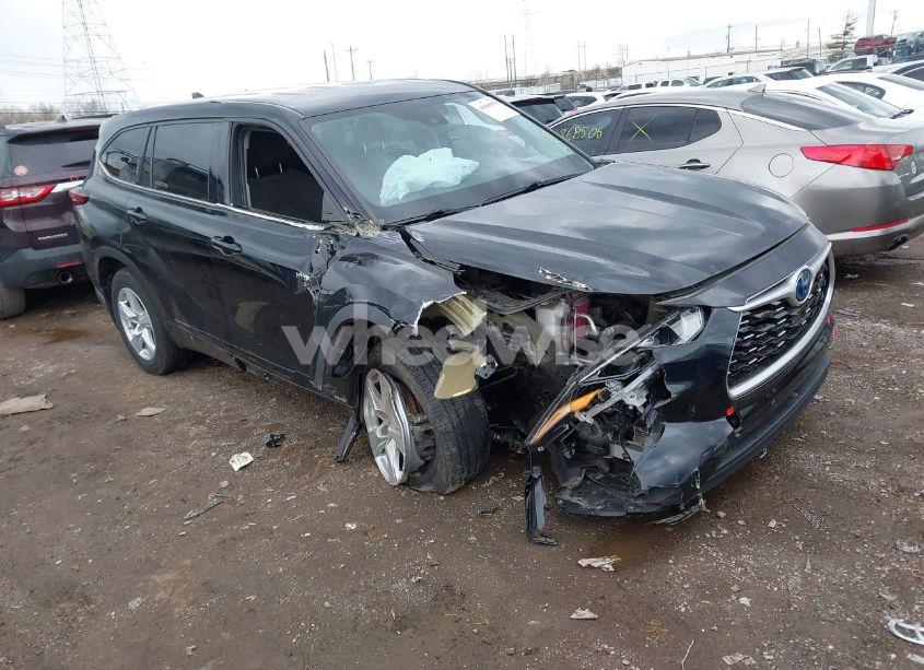 2021 Toyota Highlander HYBRID LE (VIN 5TDBBRCH6MS519338) main photo