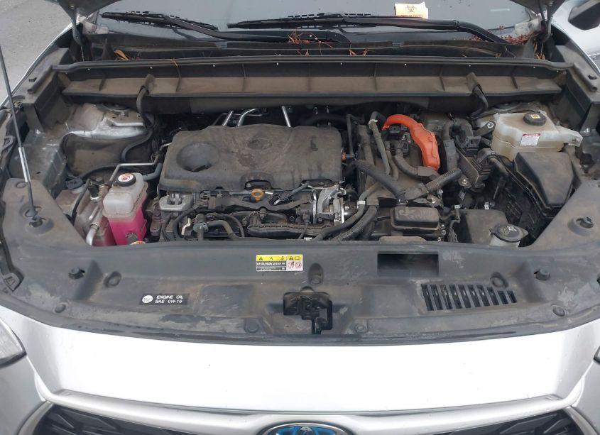 Photo 10 of 2020 Toyota Highlander HYBRID LE (VIN 5TDBBRCH9LS511717)