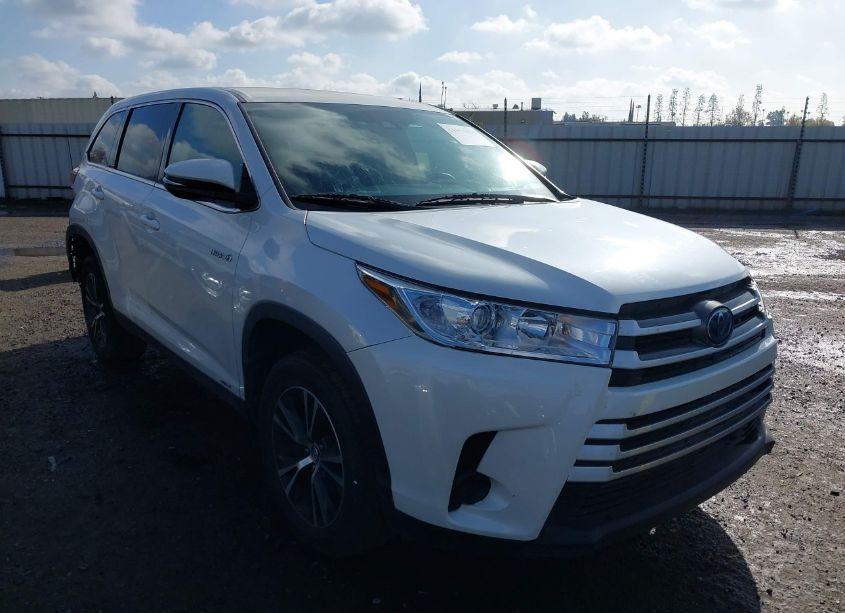 2019 Toyota Highlander HYBRID LE (VIN 5TDBGRFH1KS059144) main photo