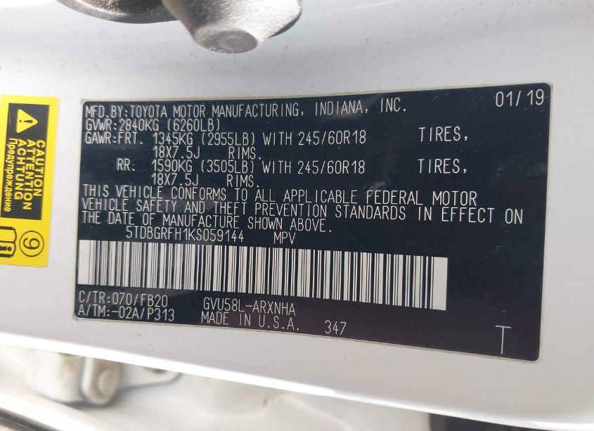 Photo 9 of 2019 Toyota Highlander HYBRID LE (VIN 5TDBGRFH1KS059144)