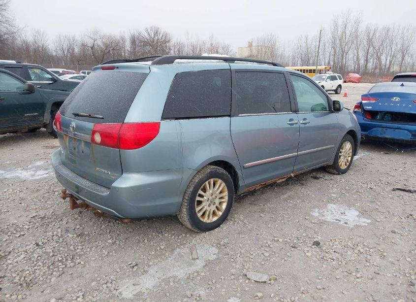 Photo 4 of 2009 Toyota Sienna LIMITED (VIN 5TDBK22C09S027179)