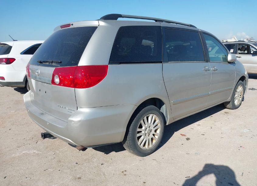 Photo 4 of 2008 Toyota Sienna LIMITED (VIN 5TDBK22C18S014536)